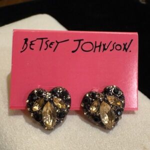 Retired Betsey Johnson eclectic Gold and Black Crystal Heart Earrings!
